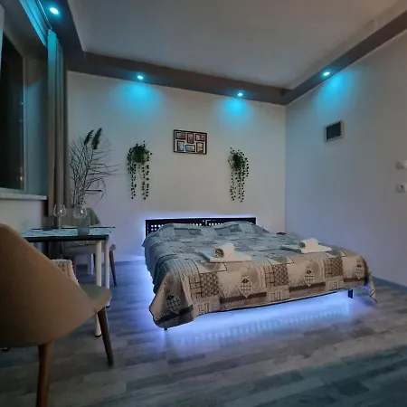 Apartmán Studio Neon In Super Center *
